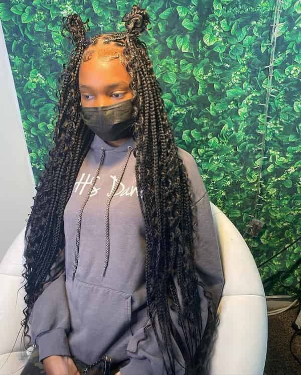 18 Fashionable Medium Knotless Braids With Curls   Double Bun Medium Knotless Braids With Curls 