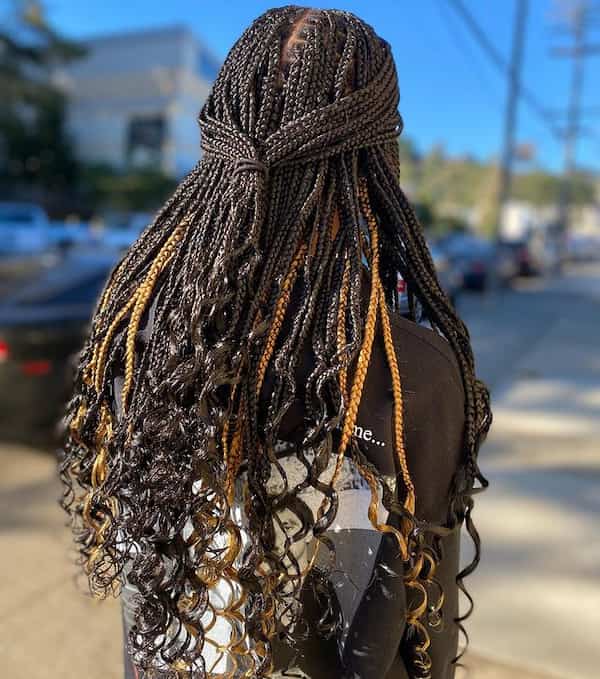 Wide Spread Knotless Braids with Curls