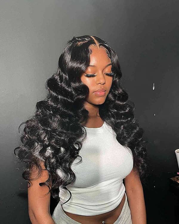 Hollywood Curls with Middle Part Hair Weave