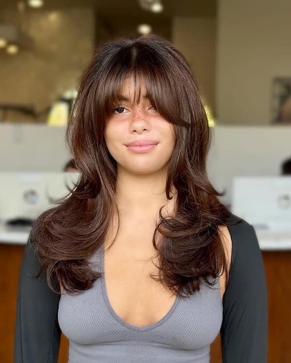 Face Framing Layered Haircut for Round Face