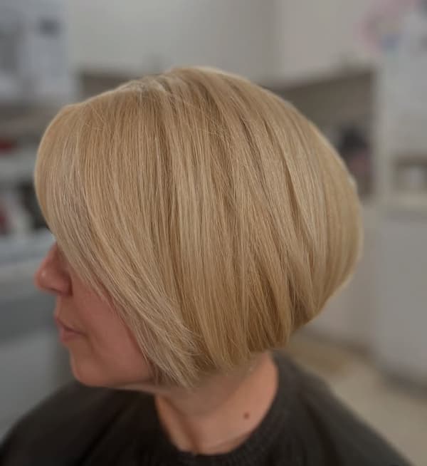 The Asymmetrical Bob