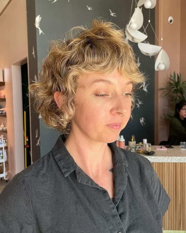 Shaggy Curly Bob