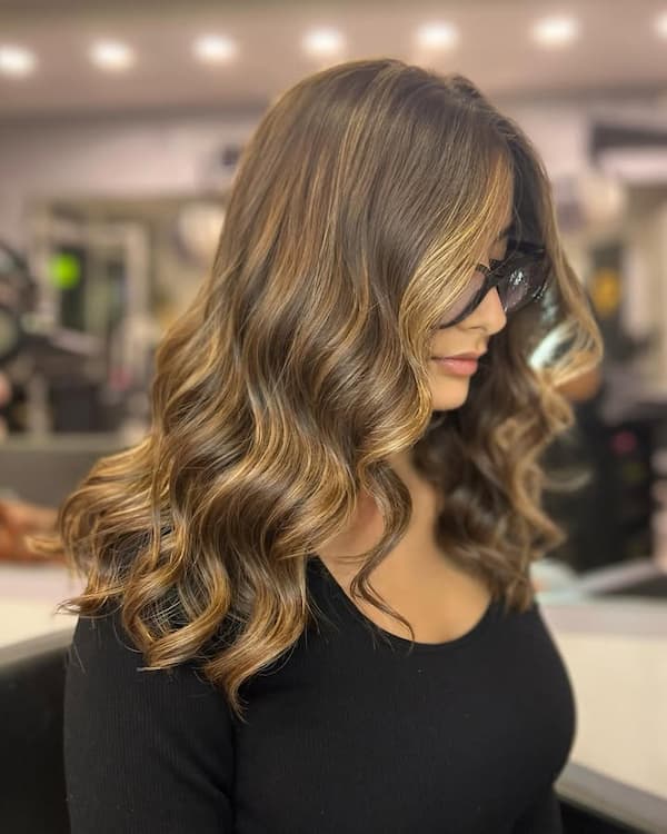 Center-Parted Gray Waves
