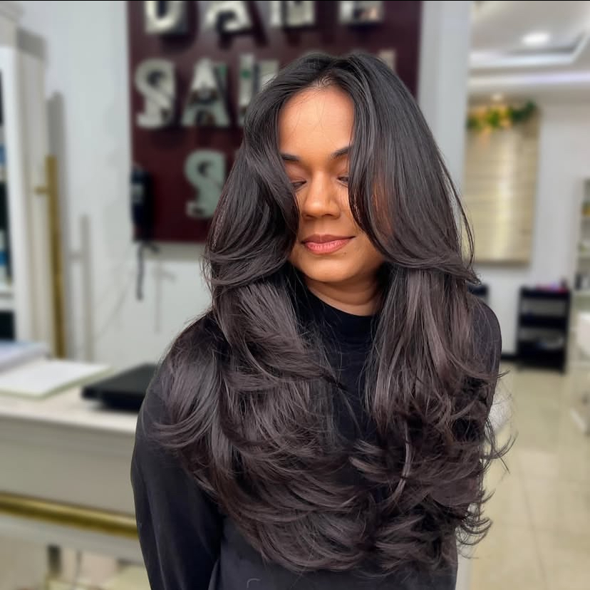 Curly U-Cut with Layers