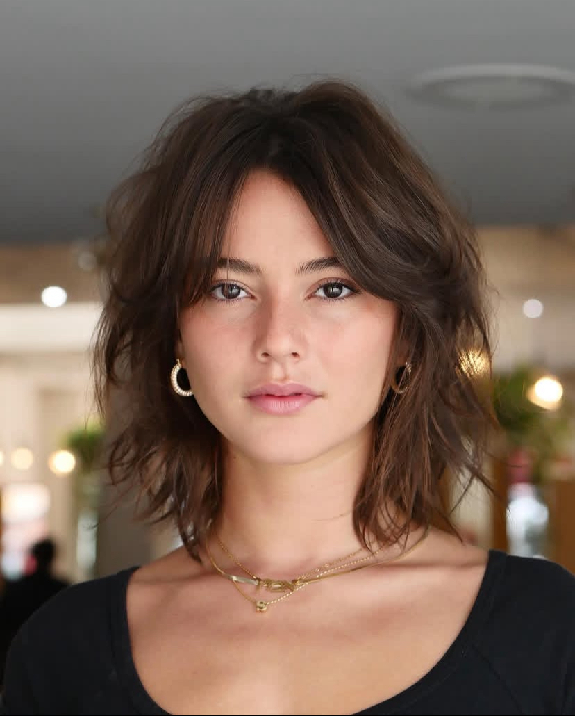 Messy Lob with Texture Spray